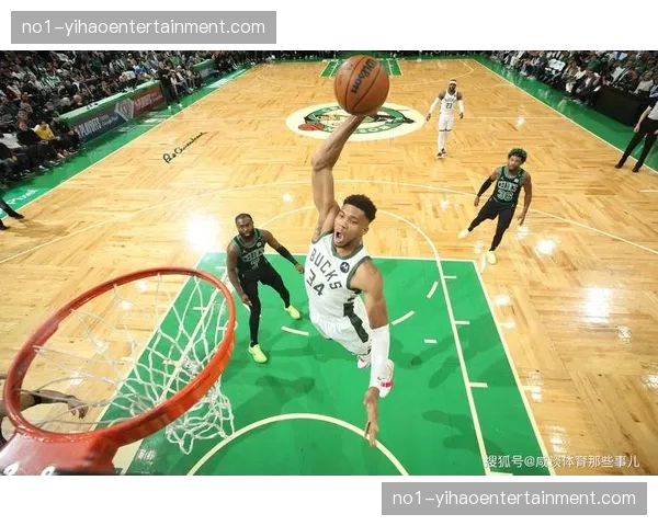 雄鹿防守效率105.8第三 字母哥扫荡协防覆盖面积支撑体系 雄鹿防守效率105.8第三 字母哥扫荡协防覆盖面积支撑体系